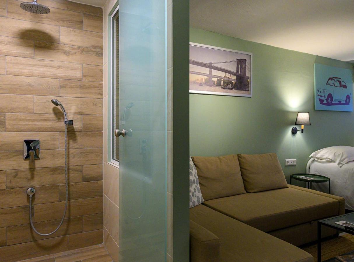 Pol'S Studio, Kalamata Mediterranean Apartments Exteriör bild